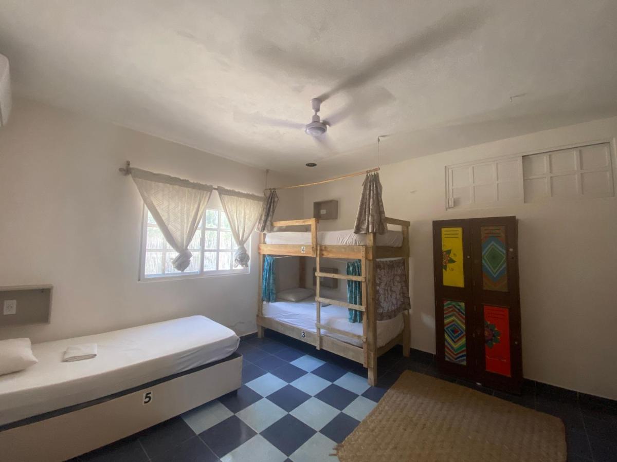 Barco Verde Hostel جزيرة هول بوكس المظهر الخارجي الصورة